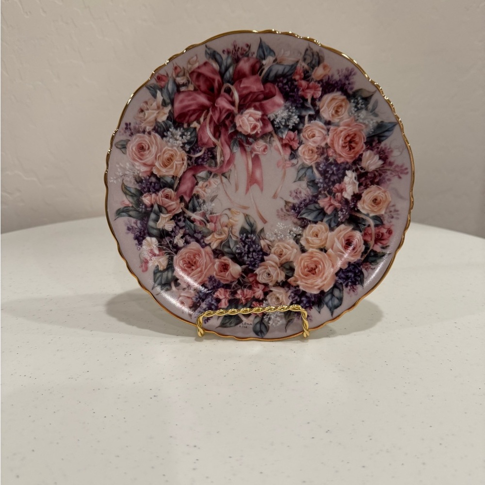 Lena Liu “Circle of Elegance” Limited Edition Collector’s Plate